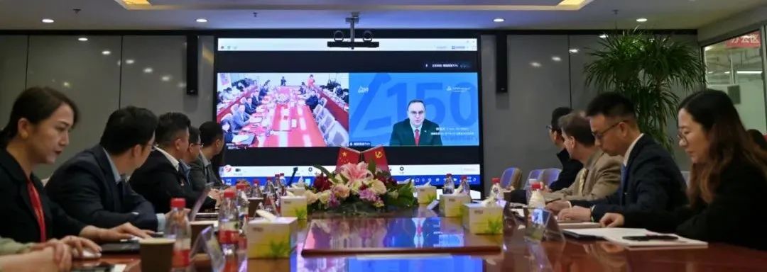 mg冰球突破·奢华版(试玩)官方网站