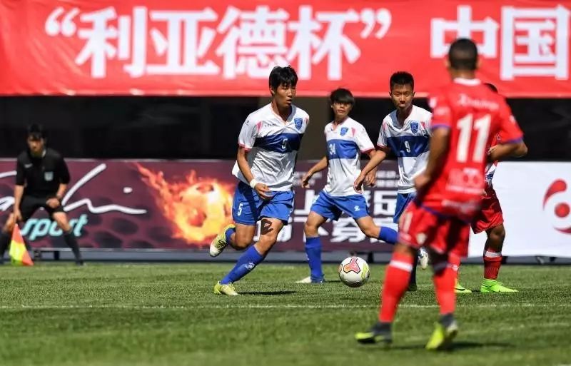 mg冰球突破·奢华版(试玩)官方网站