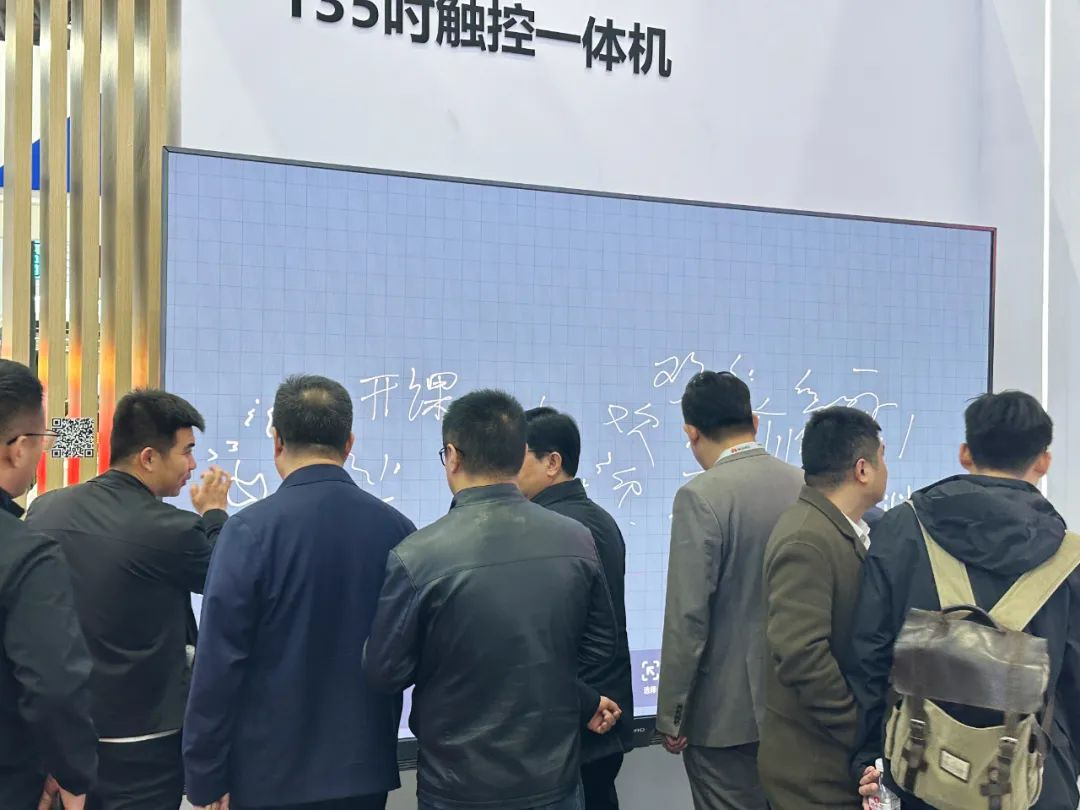 mg冰球突破·奢华版(试玩)官方网站