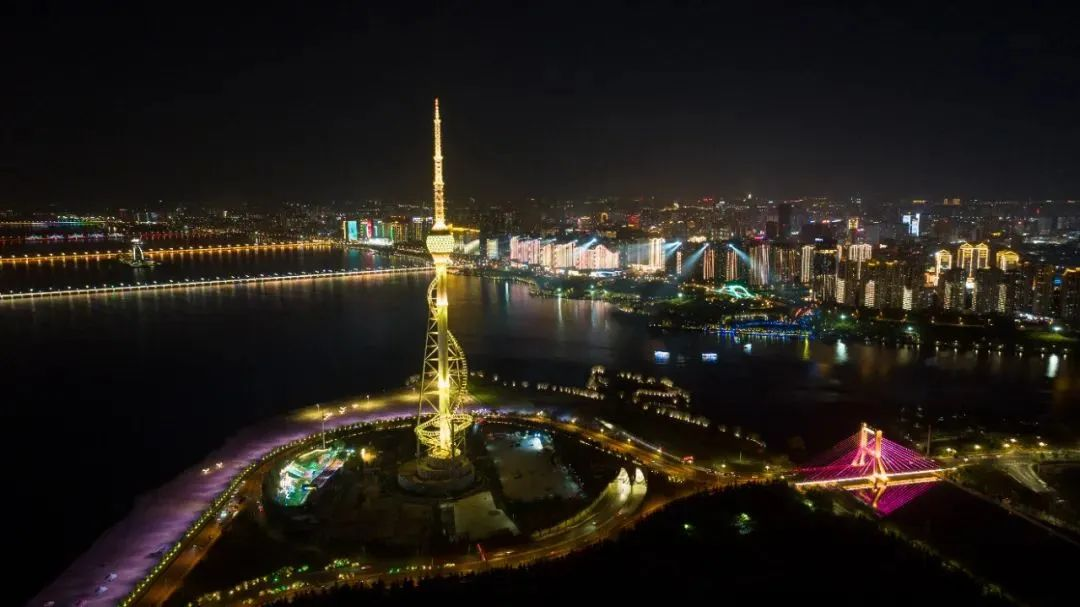 mg冰球突破·奢华版(试玩)官方网站