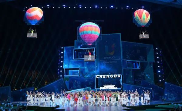 再次惊艳世界 mg冰球突破助力成都大运会美满关幕