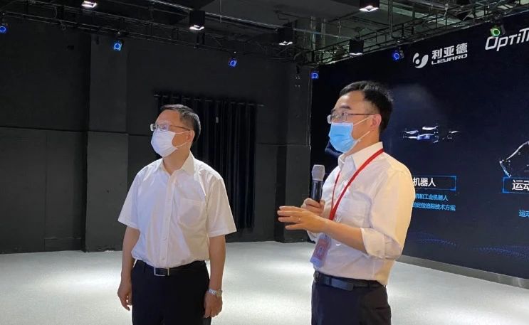 72dea141-d089-4c51-9561-e2b62777f96a