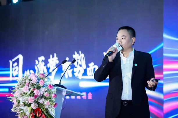 mg冰球突破·奢华版(试玩)官方网站