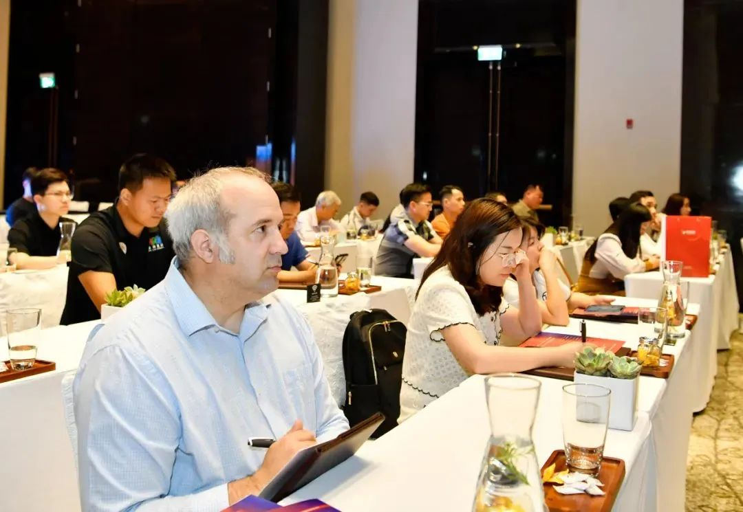 mg冰球突破·奢华版(试玩)官方网站