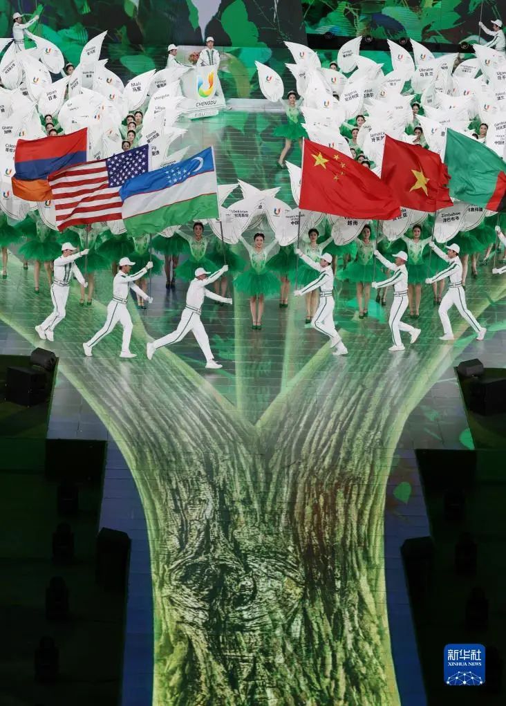 再次惊艳世界 mg冰球突破助力成都大运会美满关幕