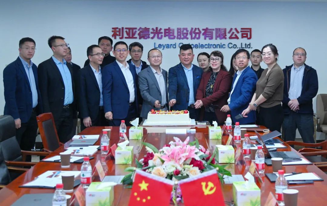 mg冰球突破·奢华版(试玩)官方网站