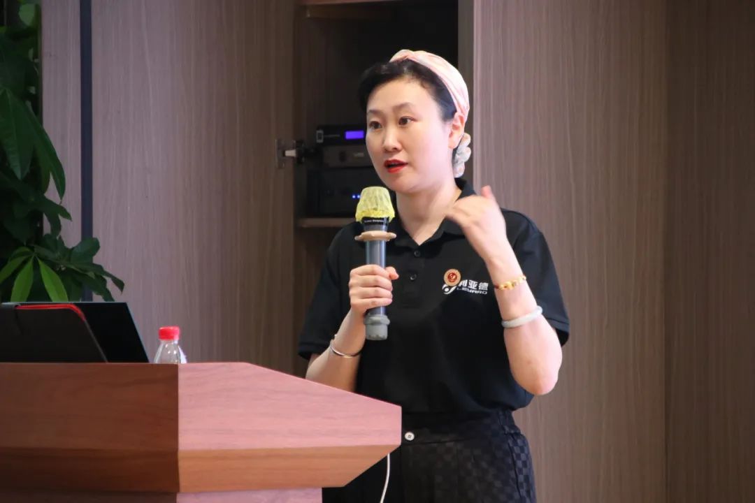 赋能人才发展 | “复盘中国行?走进mg冰球突破”进建活动成功进行