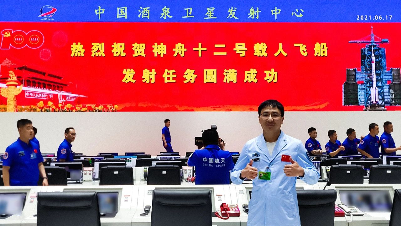 mg冰球突破·奢华版(试玩)官方网站