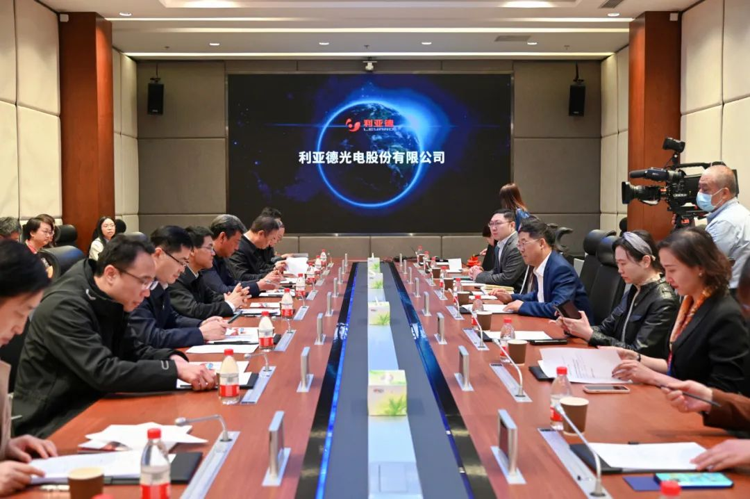 mg冰球突破·奢华版(试玩)官方网站