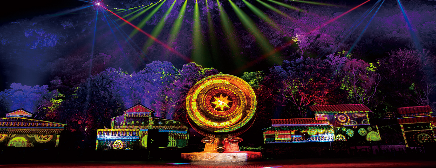 亚洲首个跨国夜游沉浸式履历项自--奇妙·夜德天