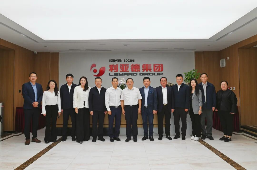 云南大理州委书记杨国宗一行走访mg冰球突破，共商文旅合作新蓝图